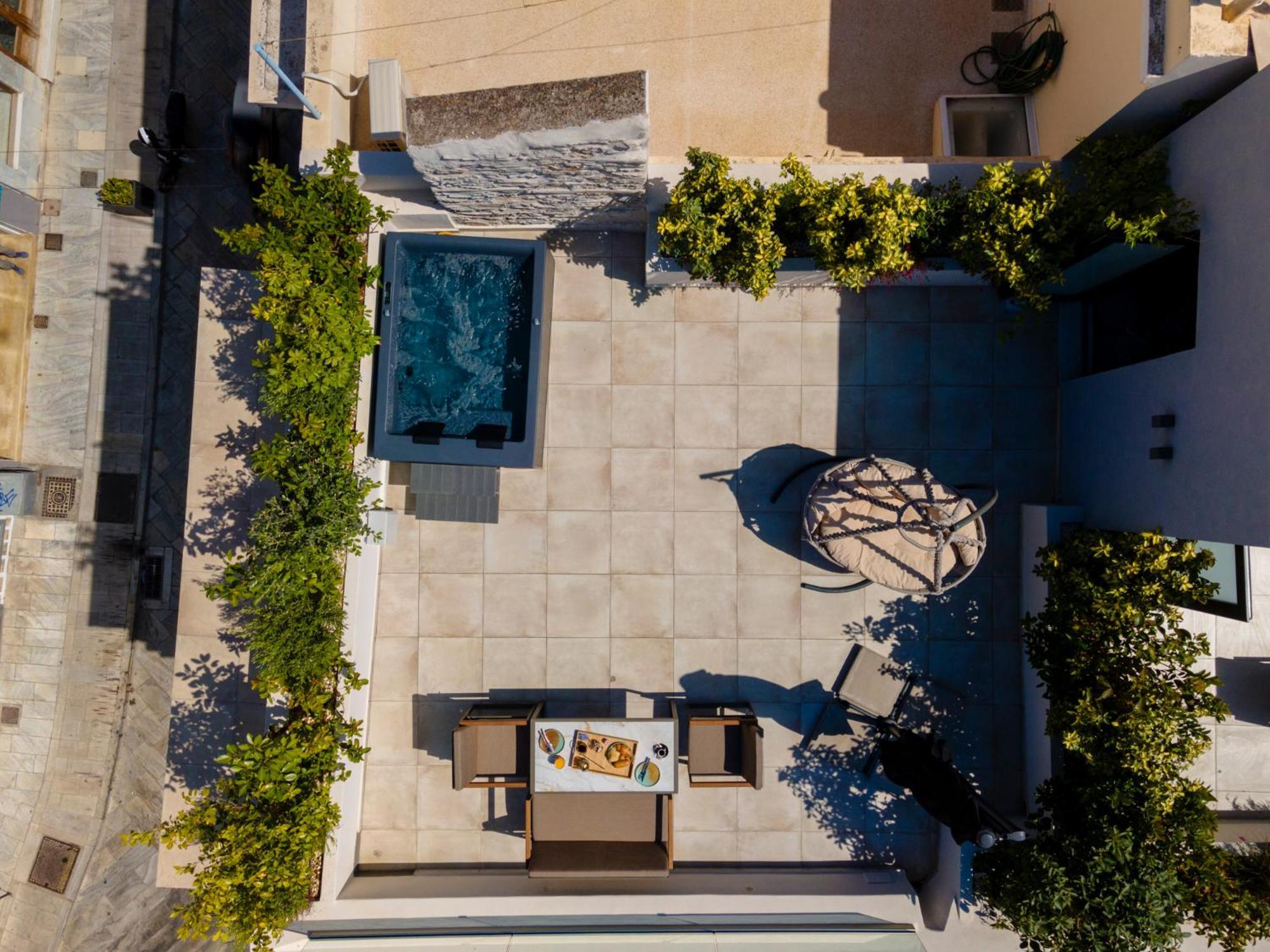 Ninemian Suites Syros Ermoupoli Exteriör bild