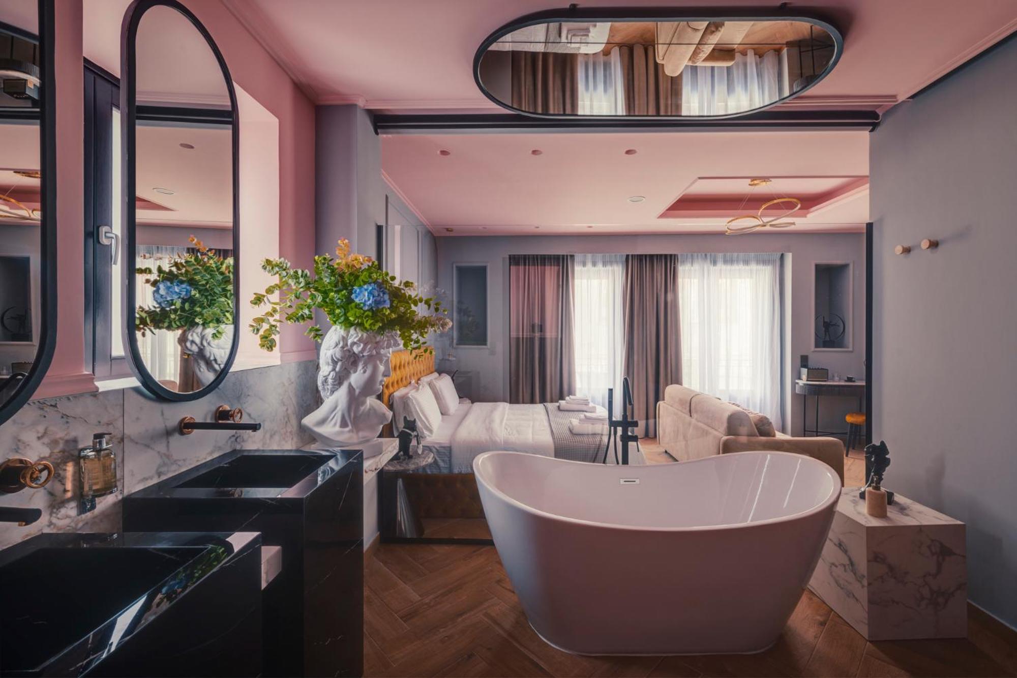 Ninemian Suites Syros Ermoupoli Exteriör bild