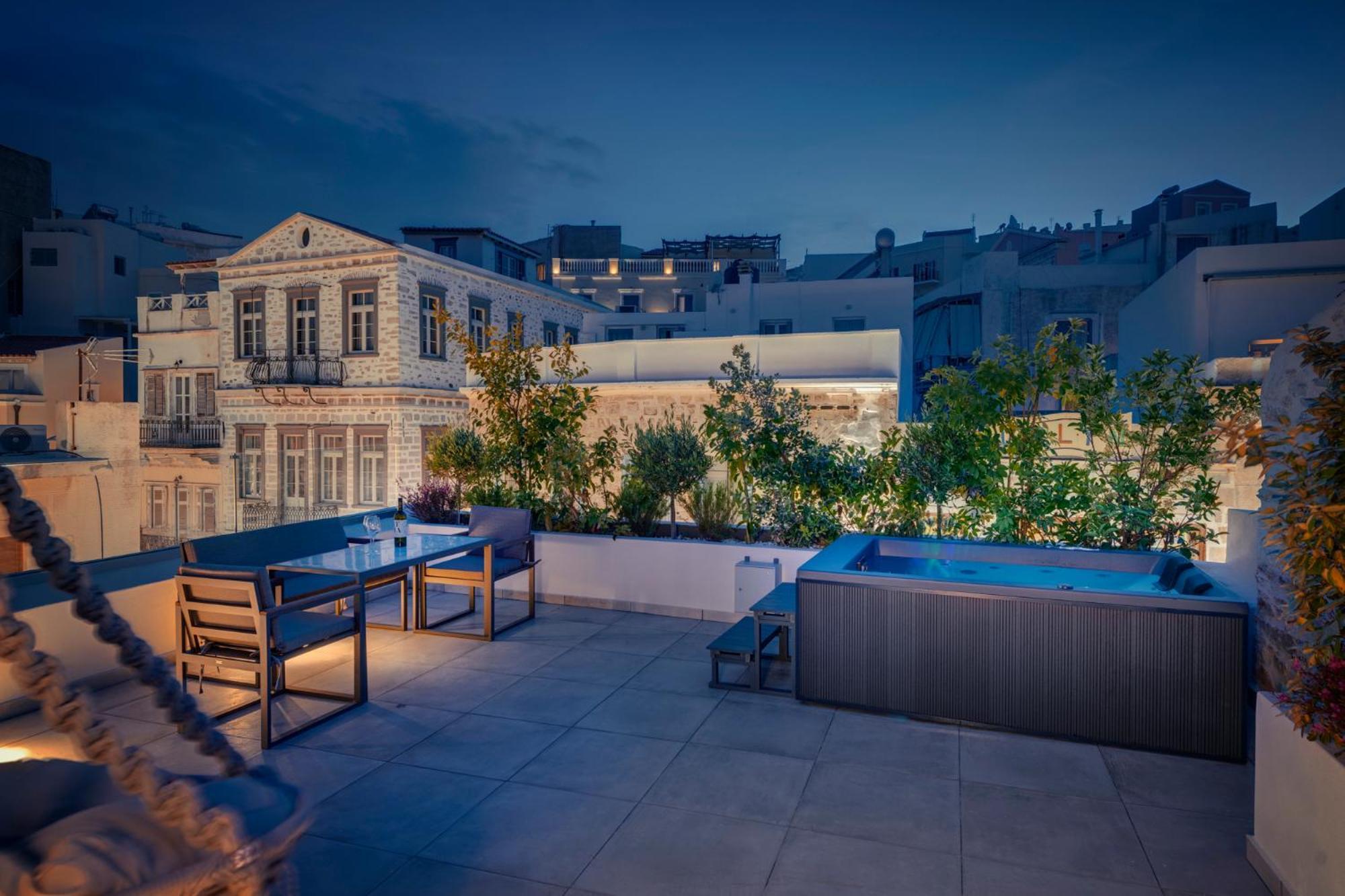 Ninemian Suites Syros Ermoupoli Exteriör bild